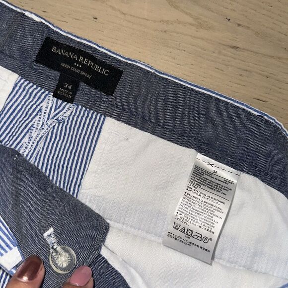 Banana Republic Factory Aiden Club Men’s Blue & White Seersucker Cotton Shorts - Picture 4 of 4